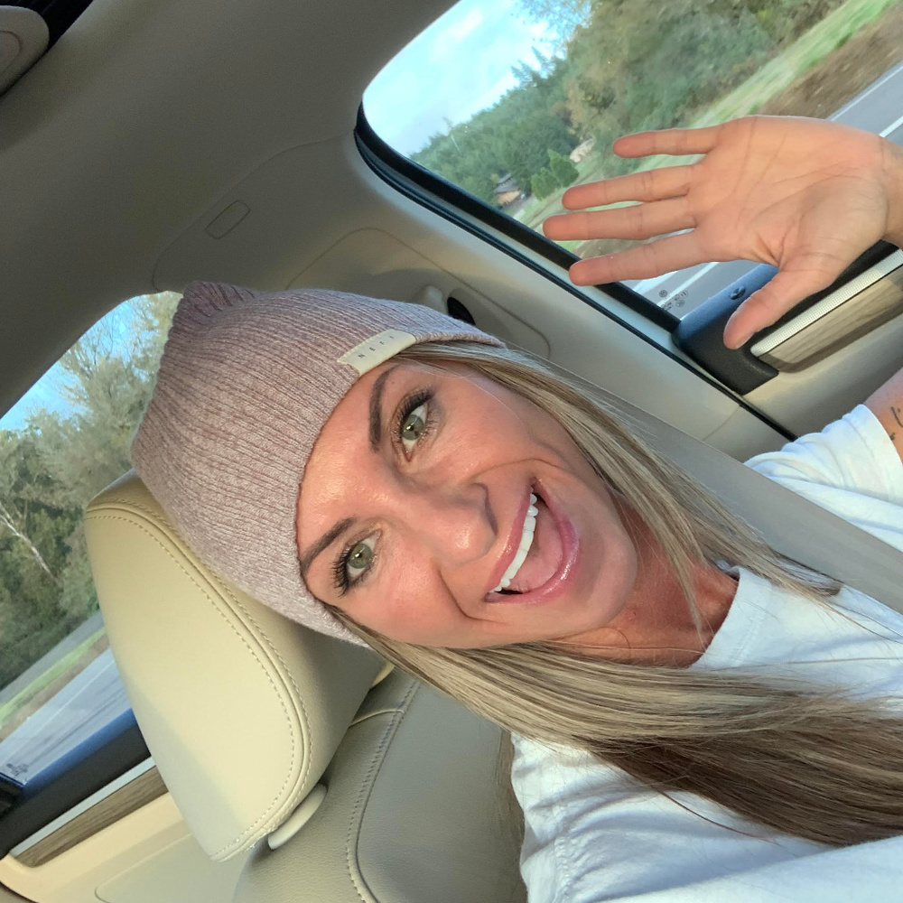 Meet your Posher, Julia